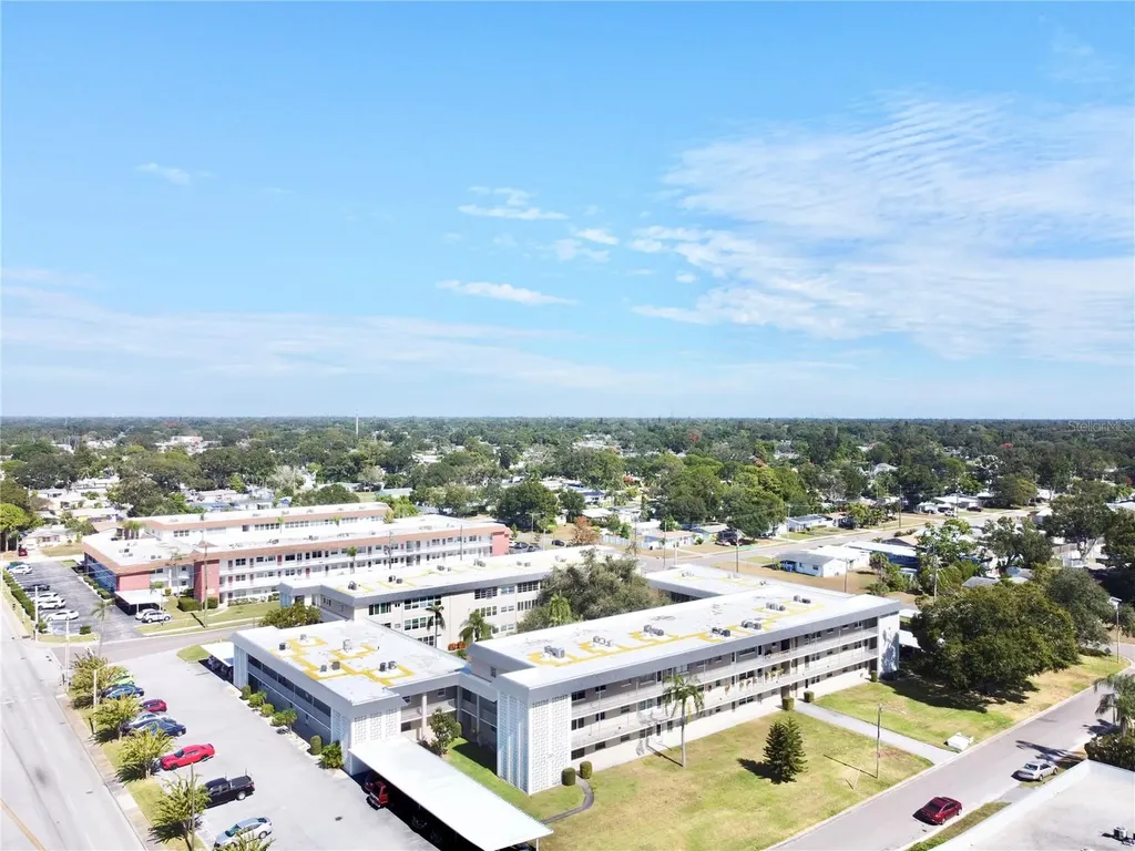 5725 12th Avenue N St Petersburg FL 33710