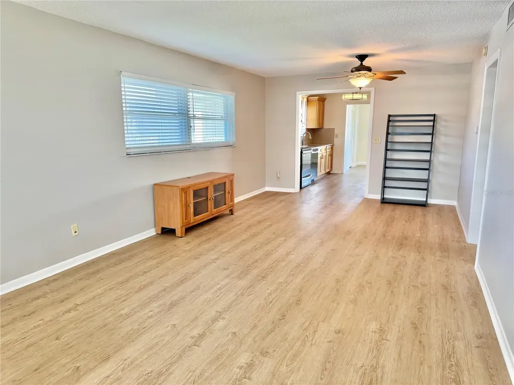 5725 12th Avenue N St Petersburg FL 33710