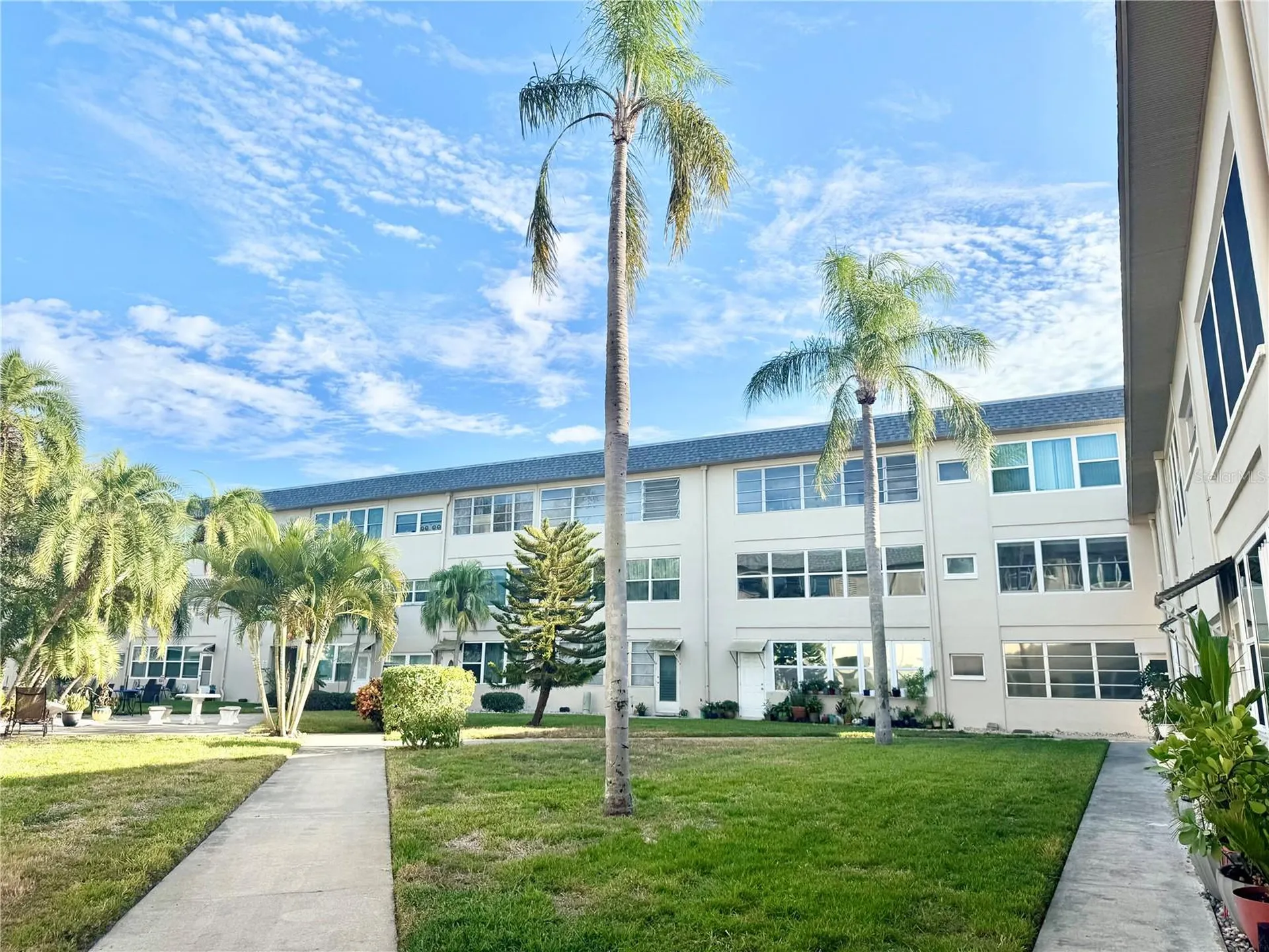 5725 12th Avenue N St Petersburg FL 33710
