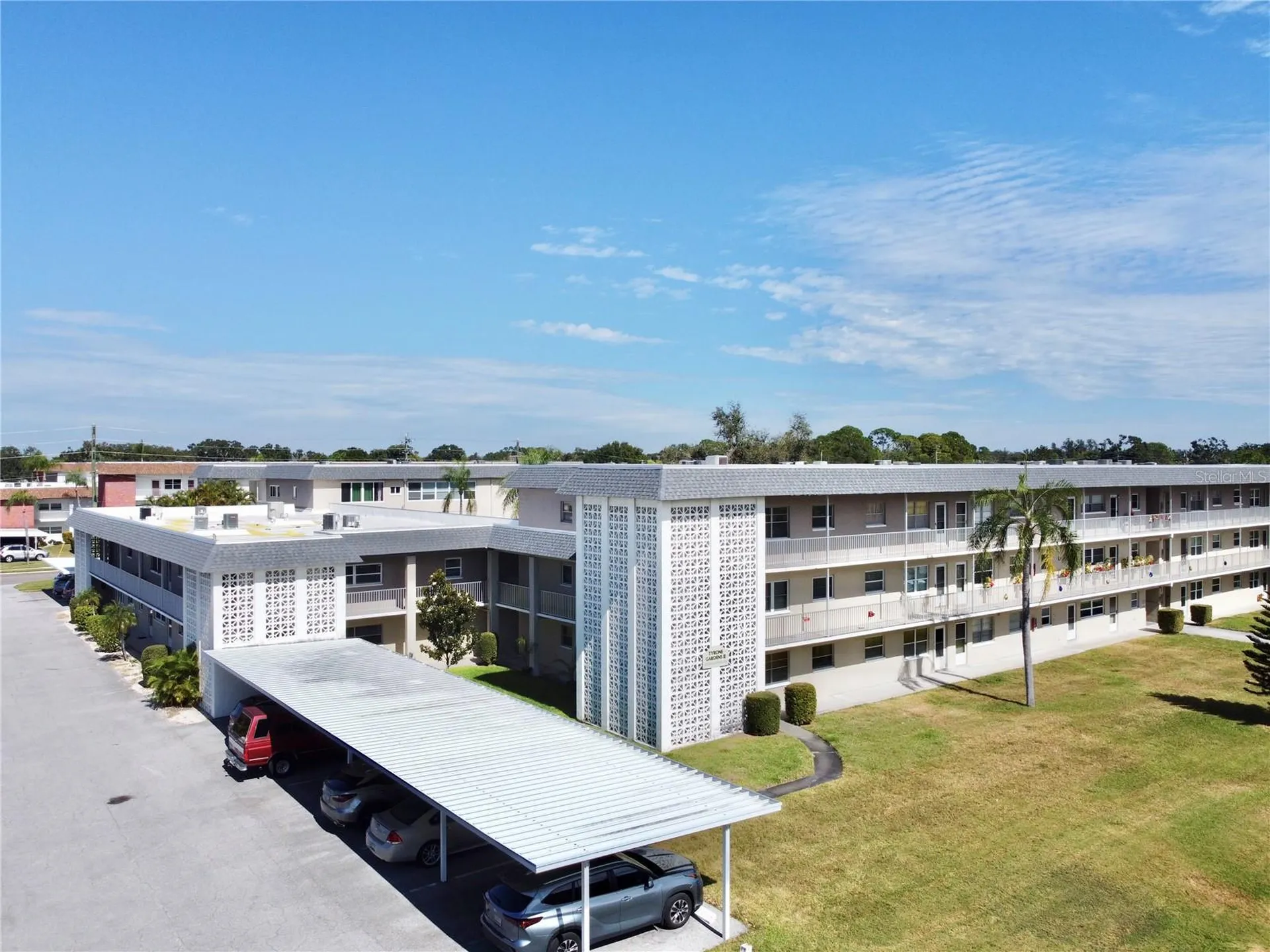 5725 12th Avenue N St Petersburg FL 33710