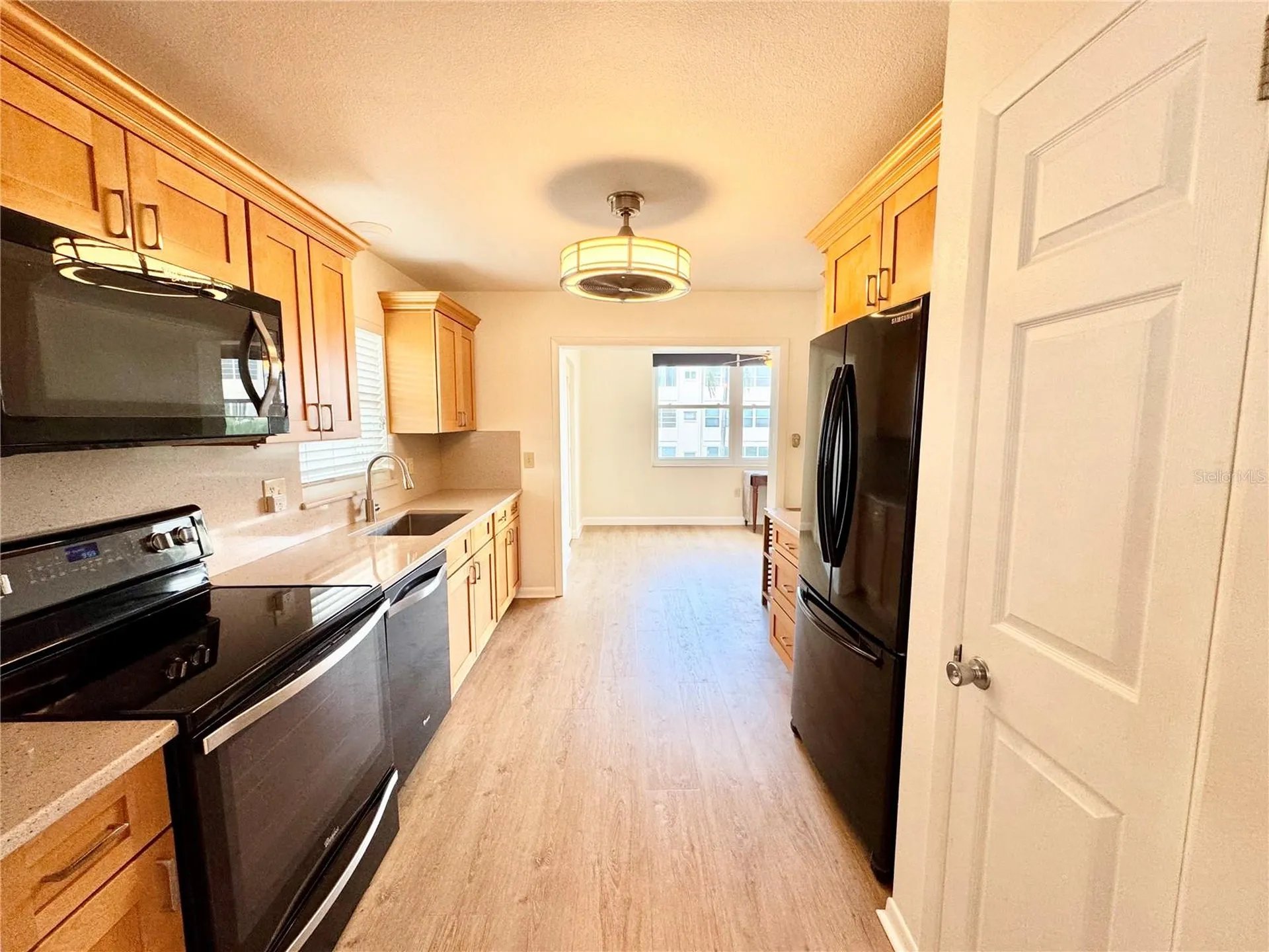 5725 12th Avenue N St Petersburg FL 33710
