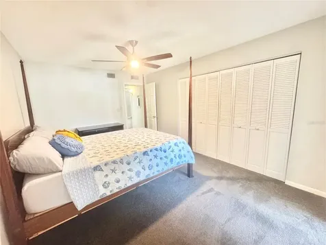5725 12th Avenue N St Petersburg FL 33710