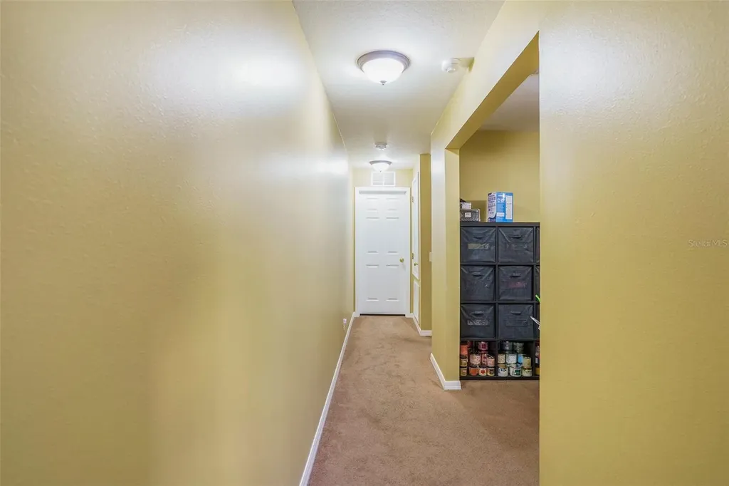 3869 Island Way St Petersburg FL 33705