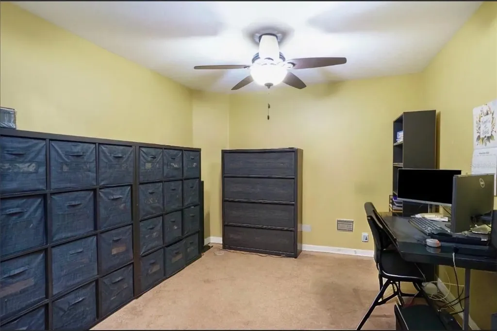 3869 Island Way St Petersburg FL 33705