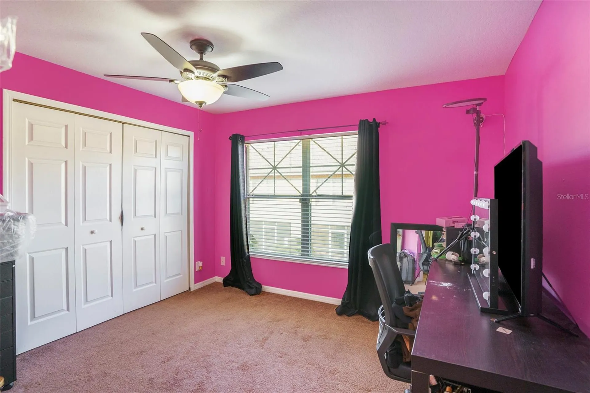 3869 Island Way St Petersburg FL 33705
