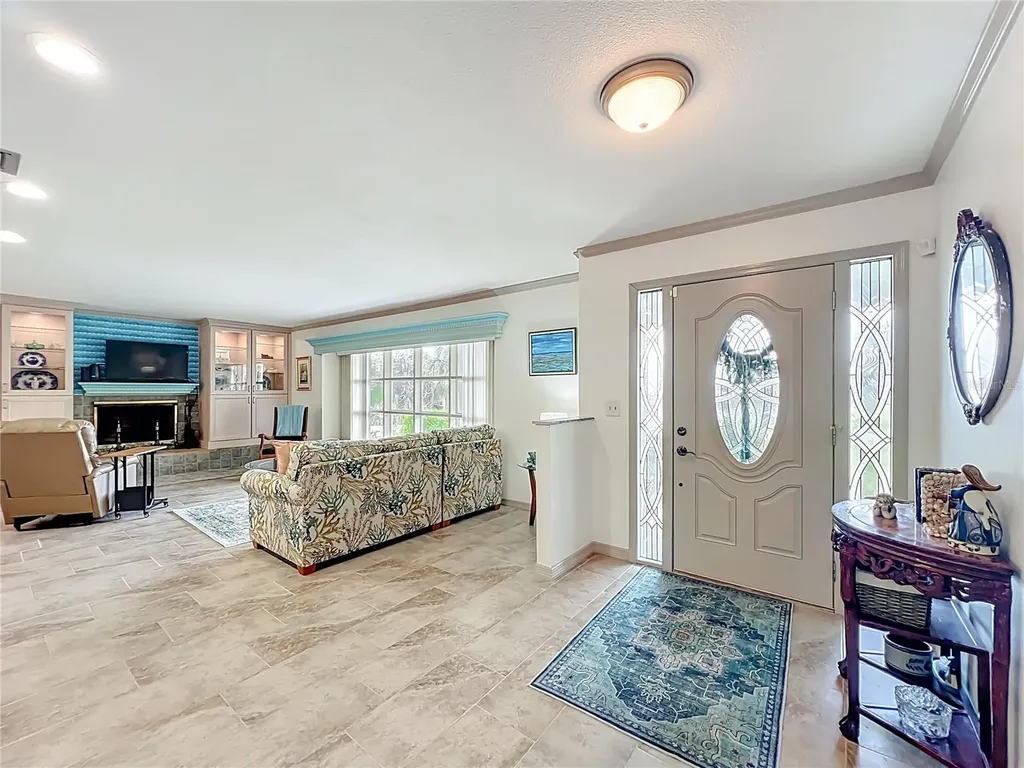 2160 N Watersedge Drive Crystal River FL 34429