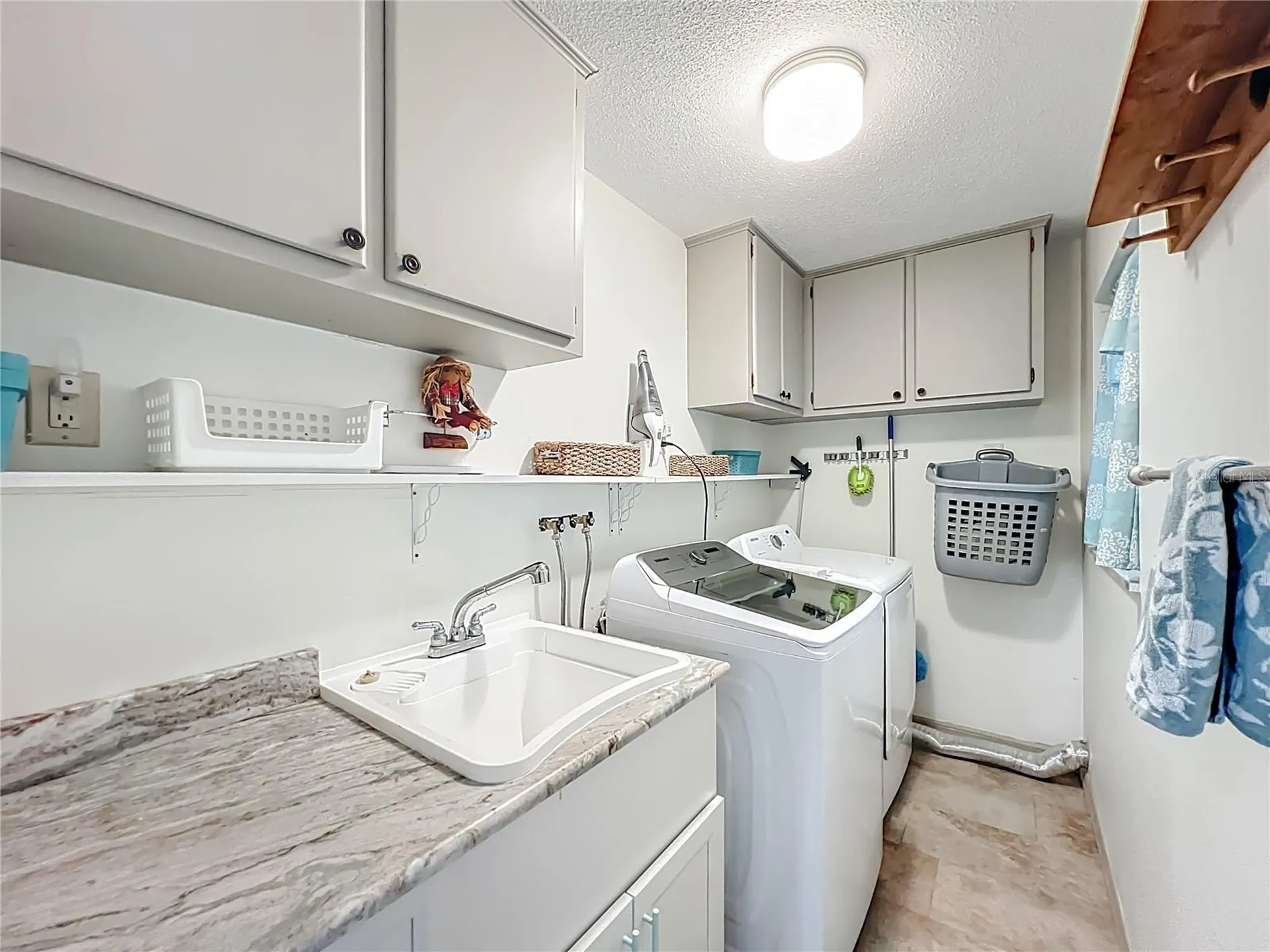 2160 N Watersedge Drive Crystal River FL 34429