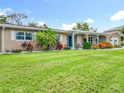 2160 N Watersedge Drive Crystal River FL 34429