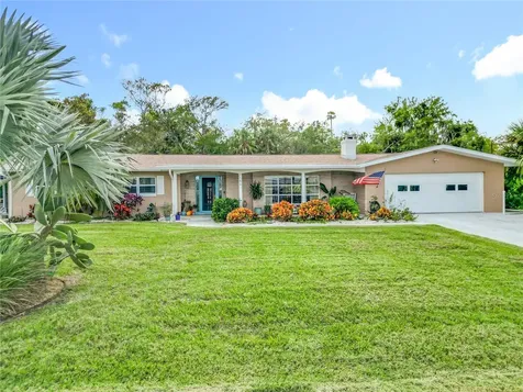 2160 N Watersedge Drive Crystal River FL 34429