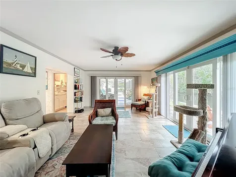2160 N Watersedge Drive Crystal River FL 34429