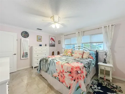 2160 N Watersedge Drive Crystal River FL 34429