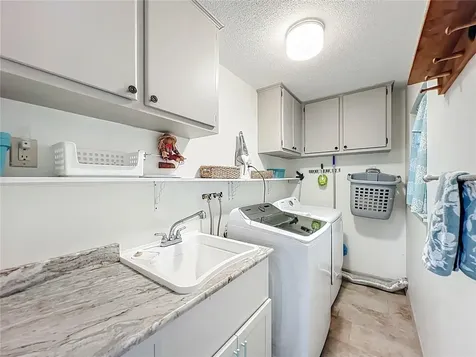 2160 N Watersedge Drive Crystal River FL 34429