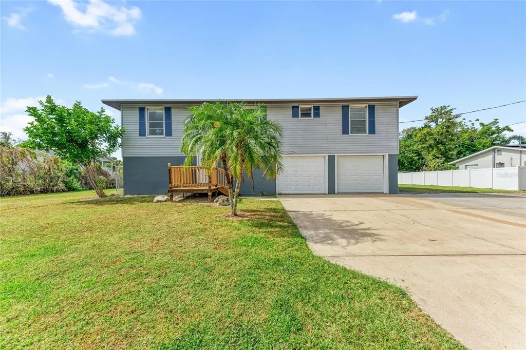 4233 5th Avenue W Palmetto FL 34221