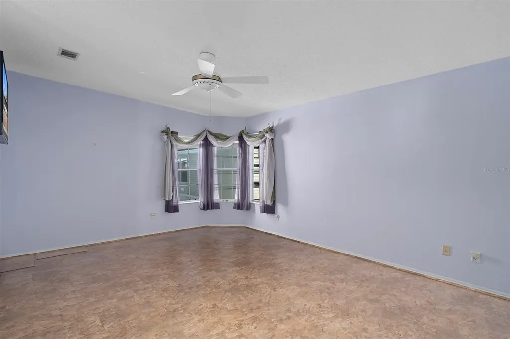 2005 Lake Linda Circle Lutz FL 33558