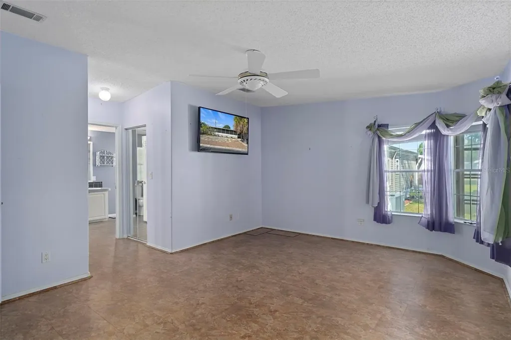 2005 Lake Linda Circle Lutz FL 33558