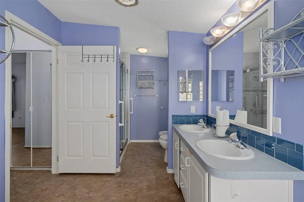 2005 Lake Linda Circle Lutz FL 33558