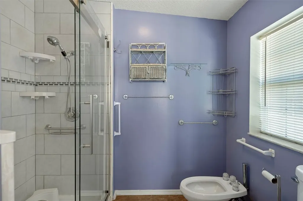 2005 Lake Linda Circle Lutz FL 33558
