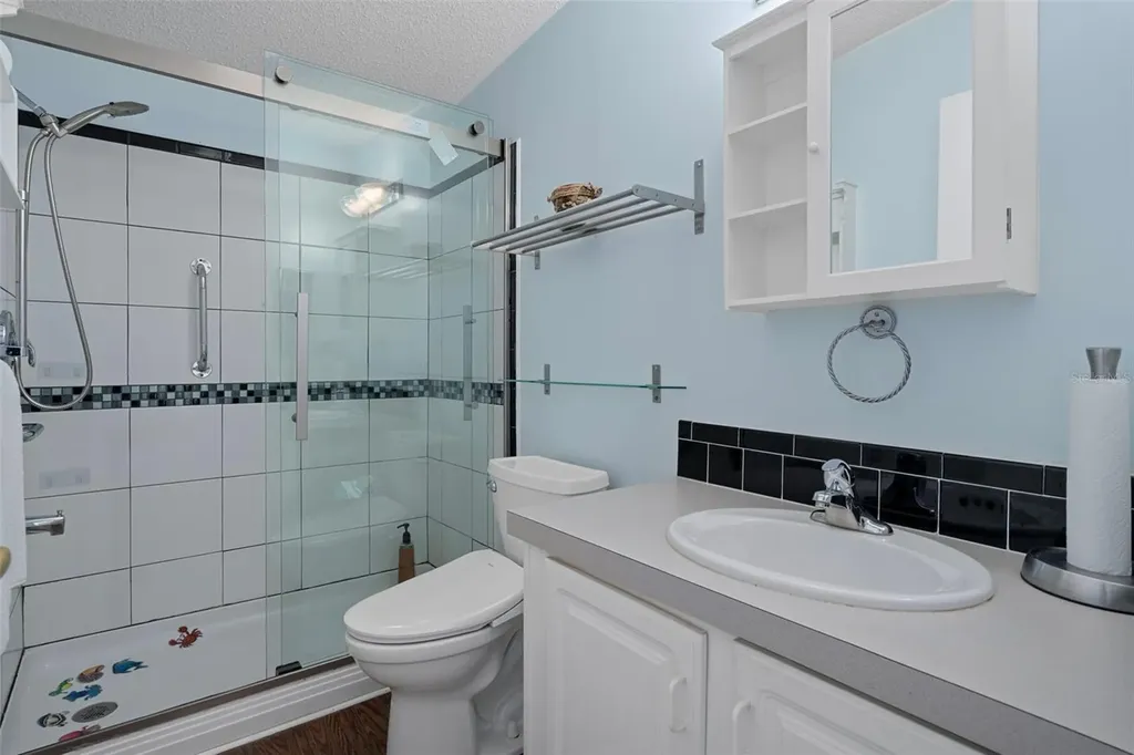 2005 Lake Linda Circle Lutz FL 33558