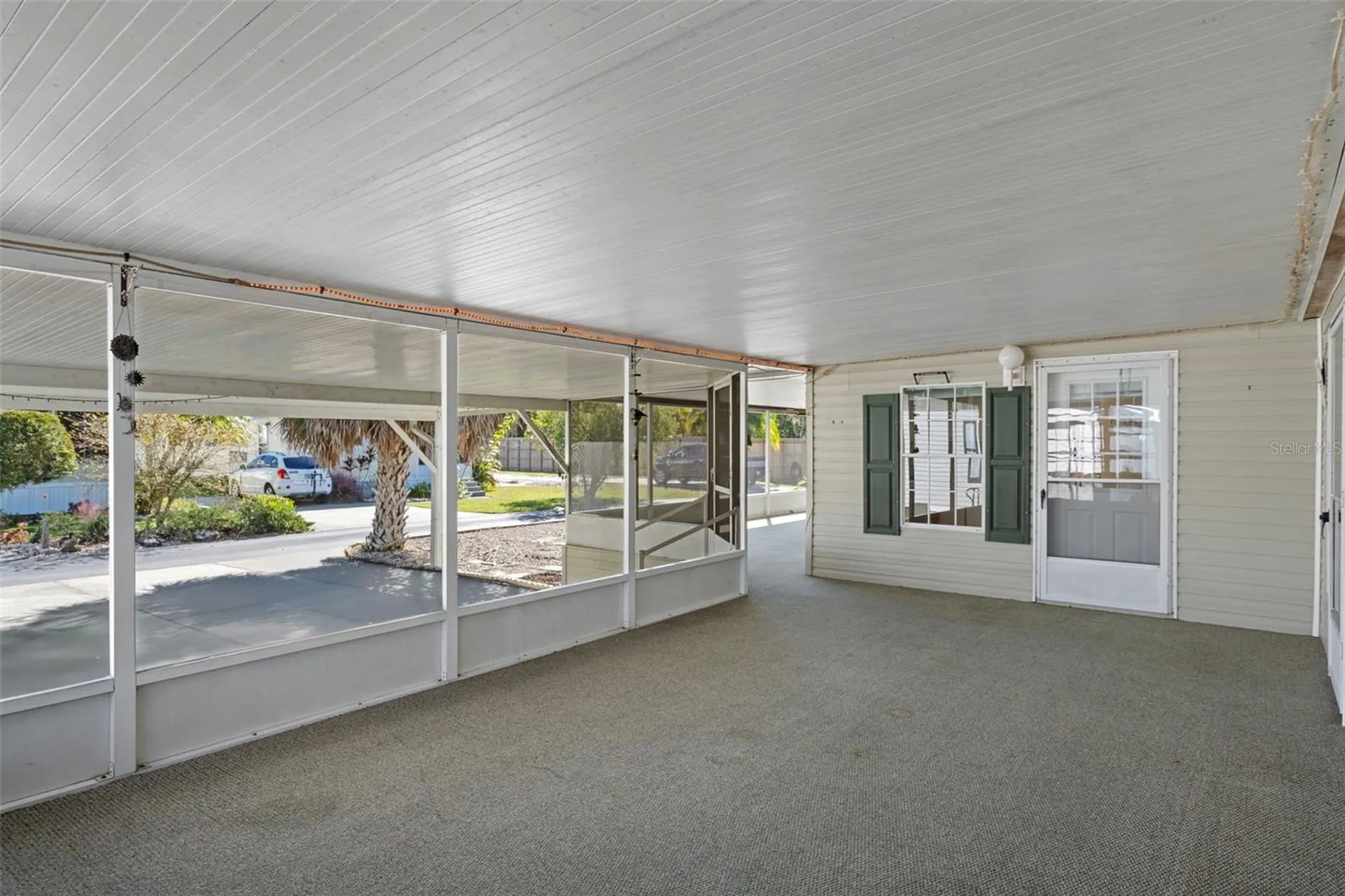2005 Lake Linda Circle Lutz FL 33558
