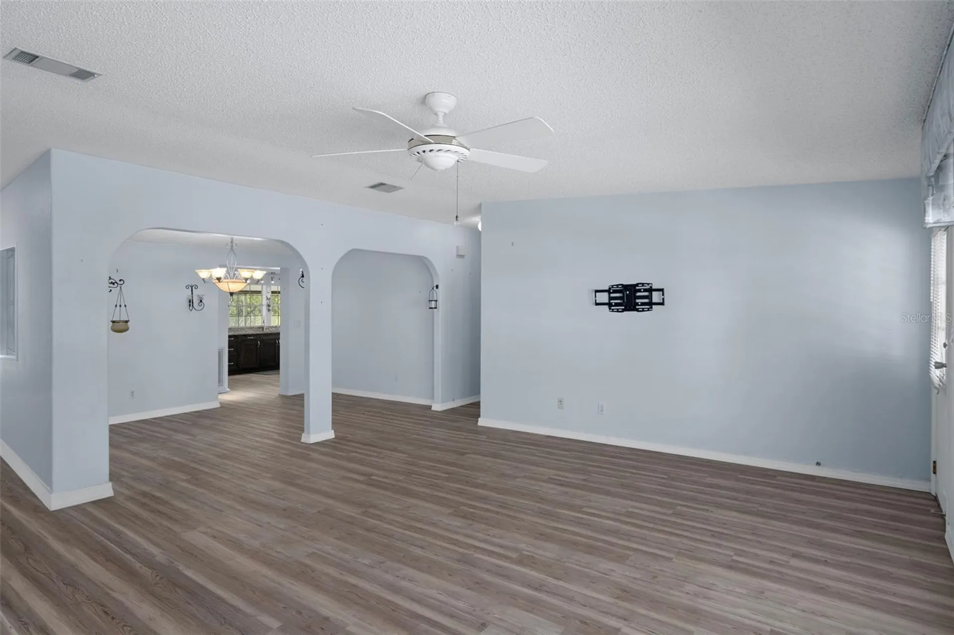 2005 Lake Linda Circle Lutz FL 33558