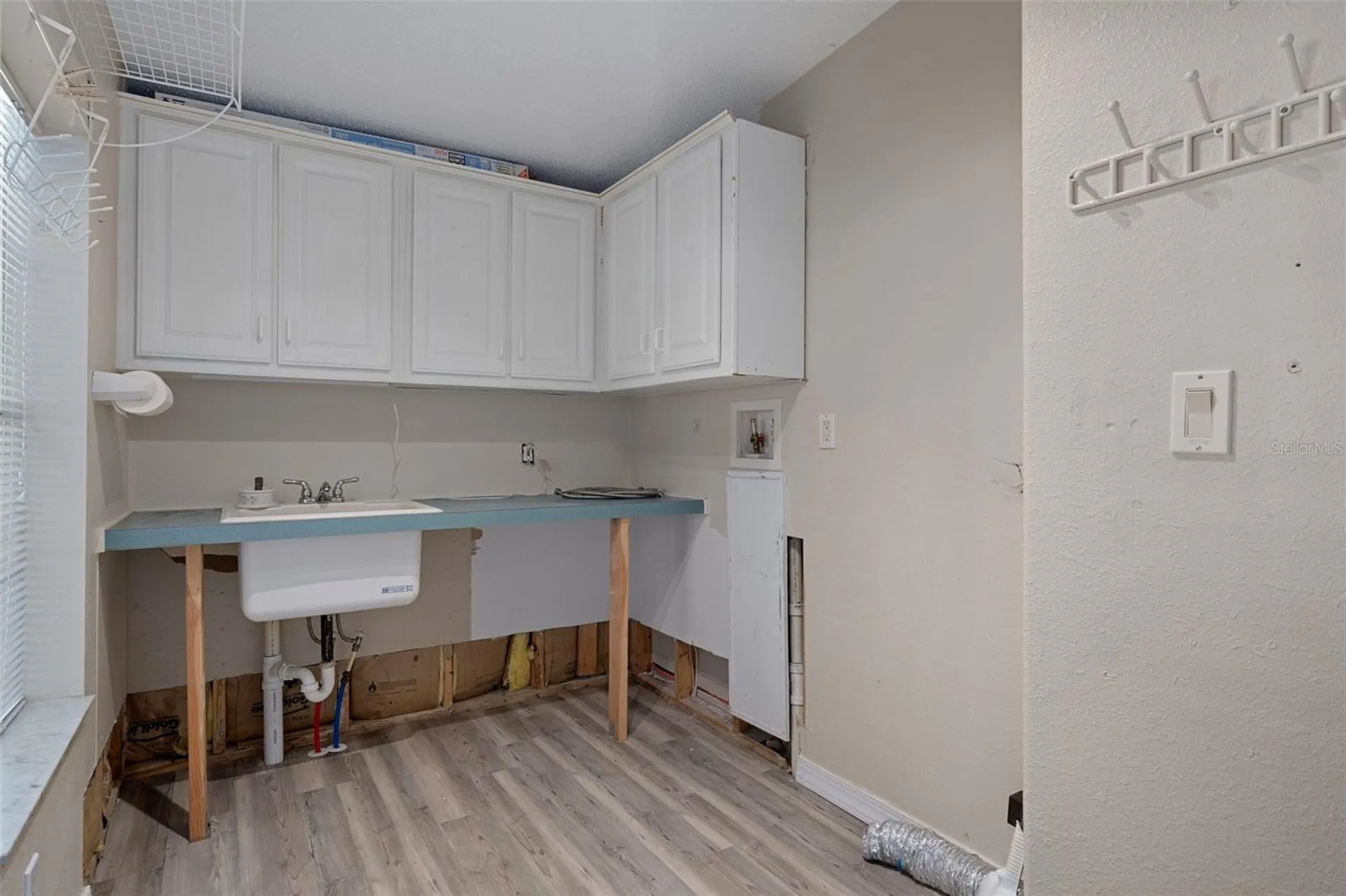 2005 Lake Linda Circle Lutz FL 33558
