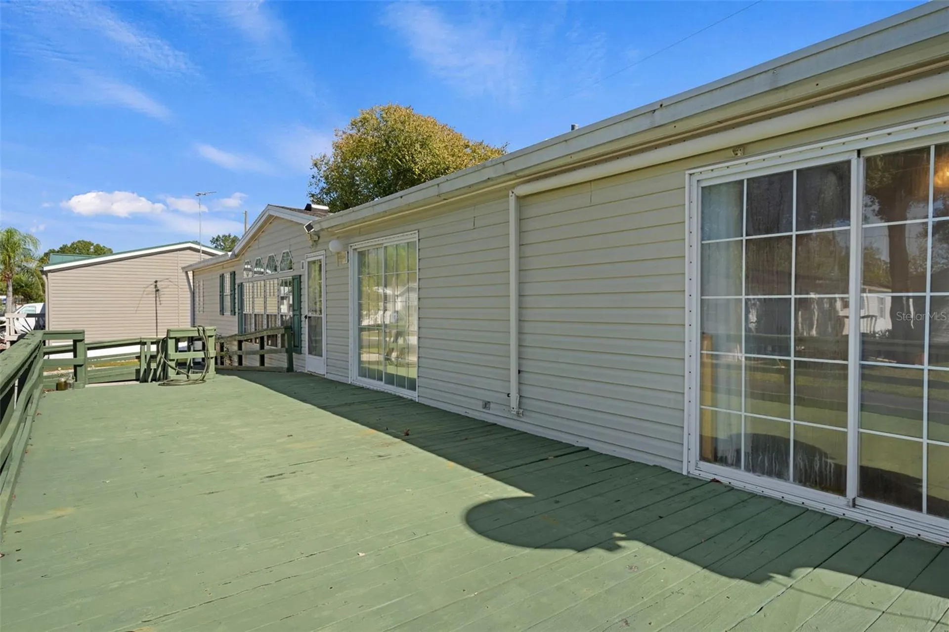 2005 Lake Linda Circle Lutz FL 33558