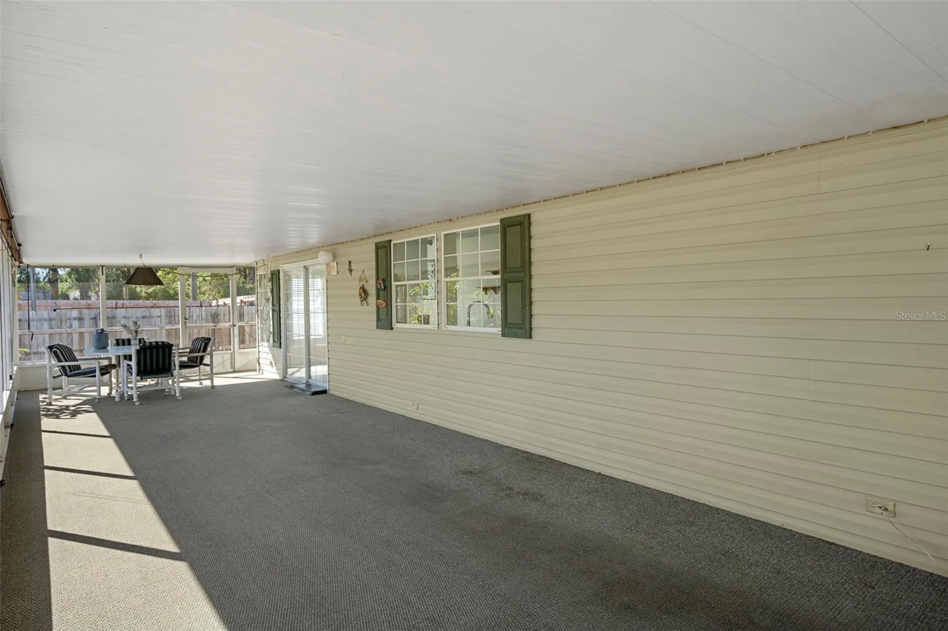 2005 Lake Linda Circle Lutz FL 33558