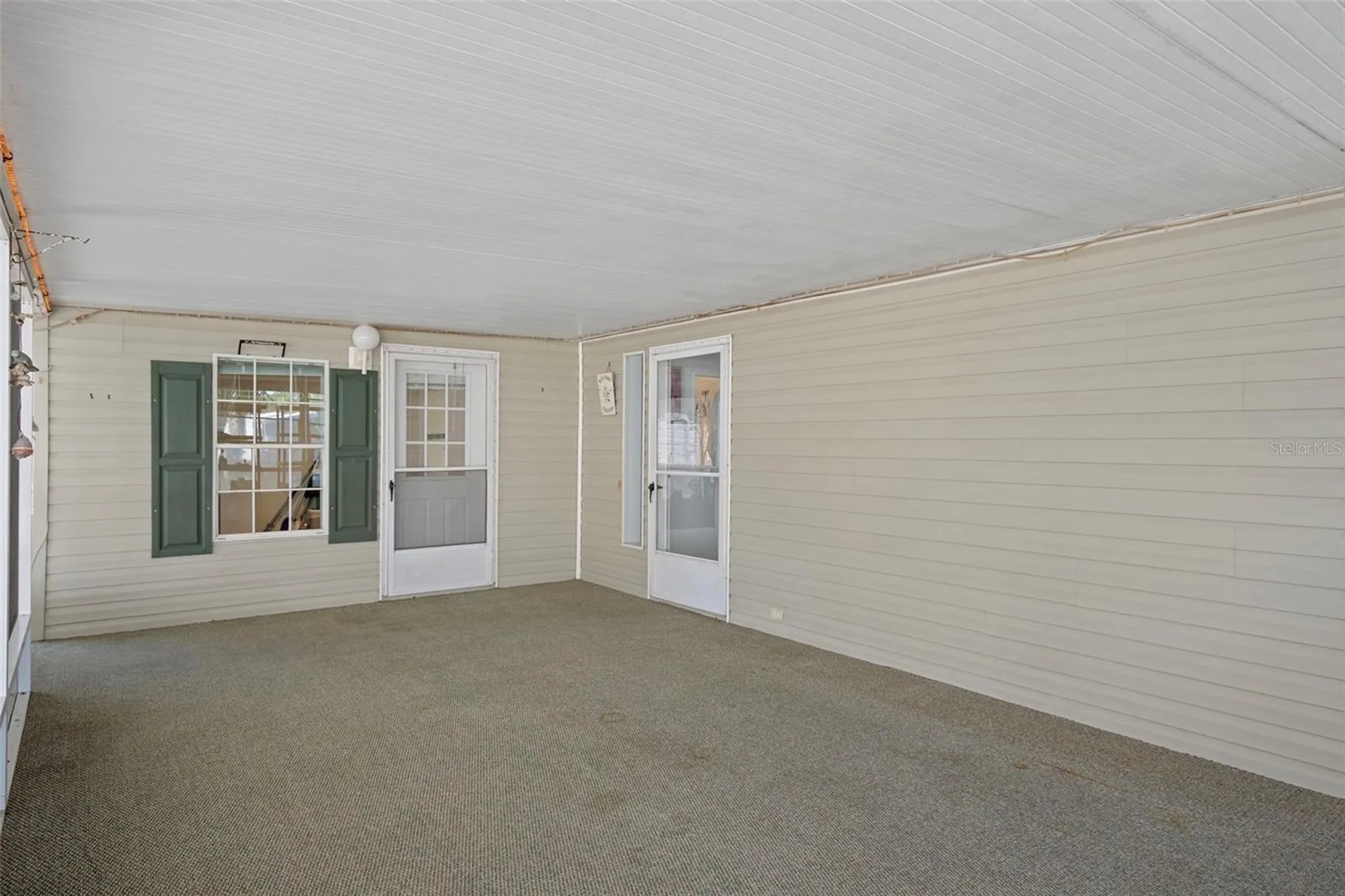 2005 Lake Linda Circle Lutz FL 33558