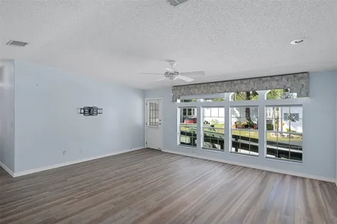 2005 Lake Linda Circle Lutz FL 33558