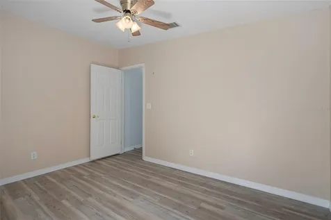 2005 Lake Linda Circle Lutz FL 33558