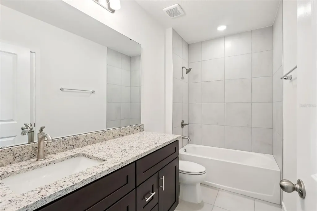 1933 Diamond Head Circle Haines City FL 33844