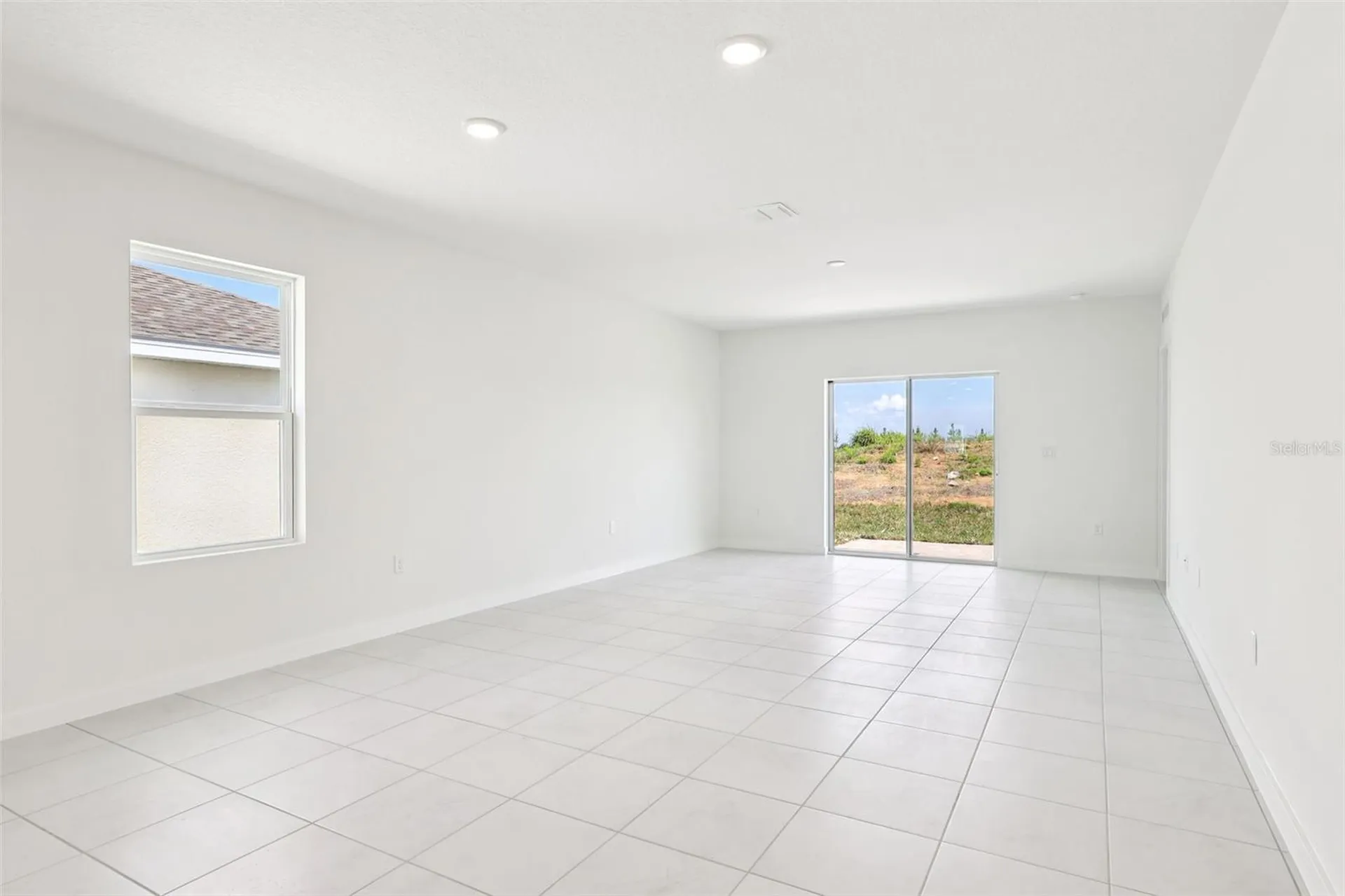 1933 Diamond Head Circle Haines City FL 33844