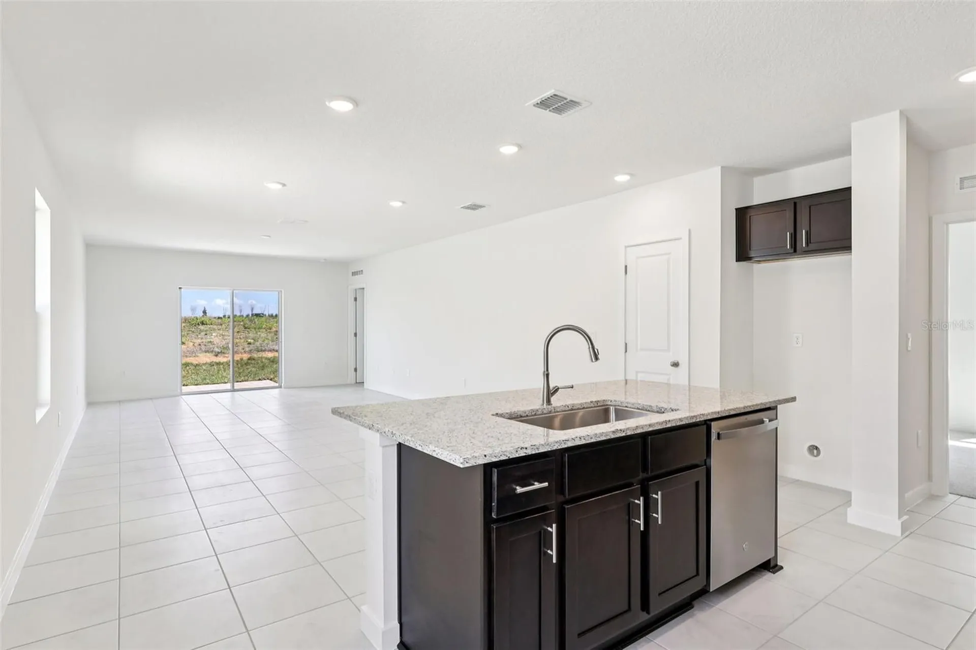 1933 Diamond Head Circle Haines City FL 33844