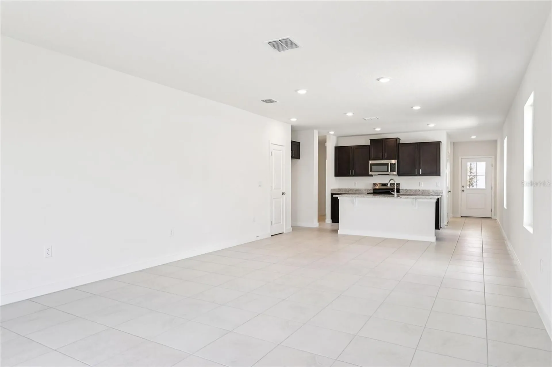 1933 Diamond Head Circle Haines City FL 33844