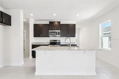 1933 Diamond Head Circle Haines City FL 33844