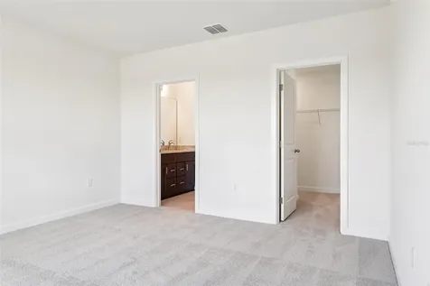 1933 Diamond Head Circle Haines City FL 33844