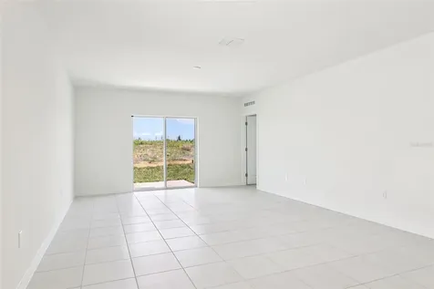 1933 Diamond Head Circle Haines City FL 33844