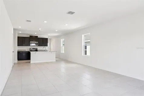 1933 Diamond Head Circle Haines City FL 33844