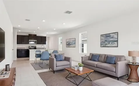 1933 Diamond Head Circle Haines City FL 33844
