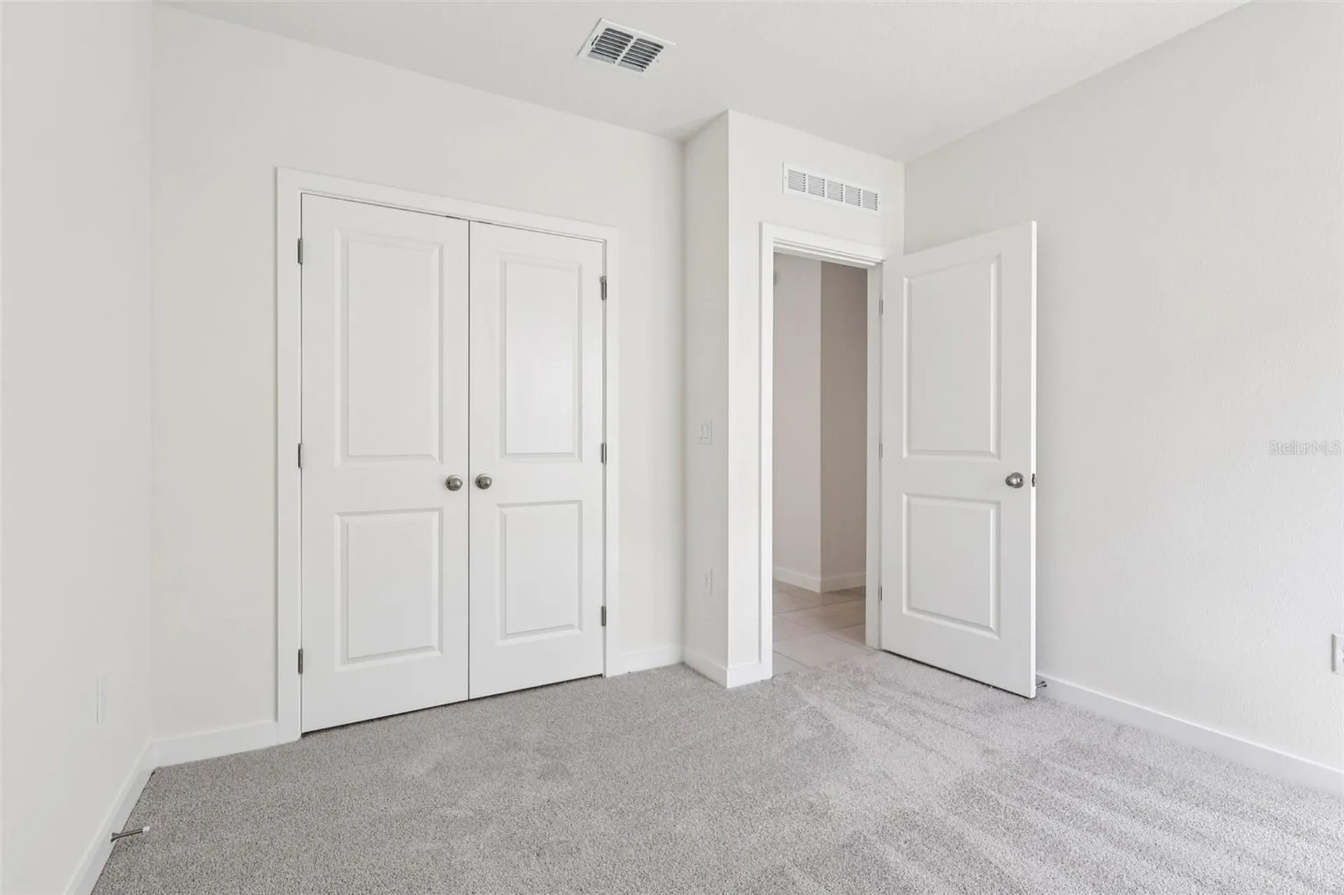 1937 Diamond Head Circle Haines City FL 33844