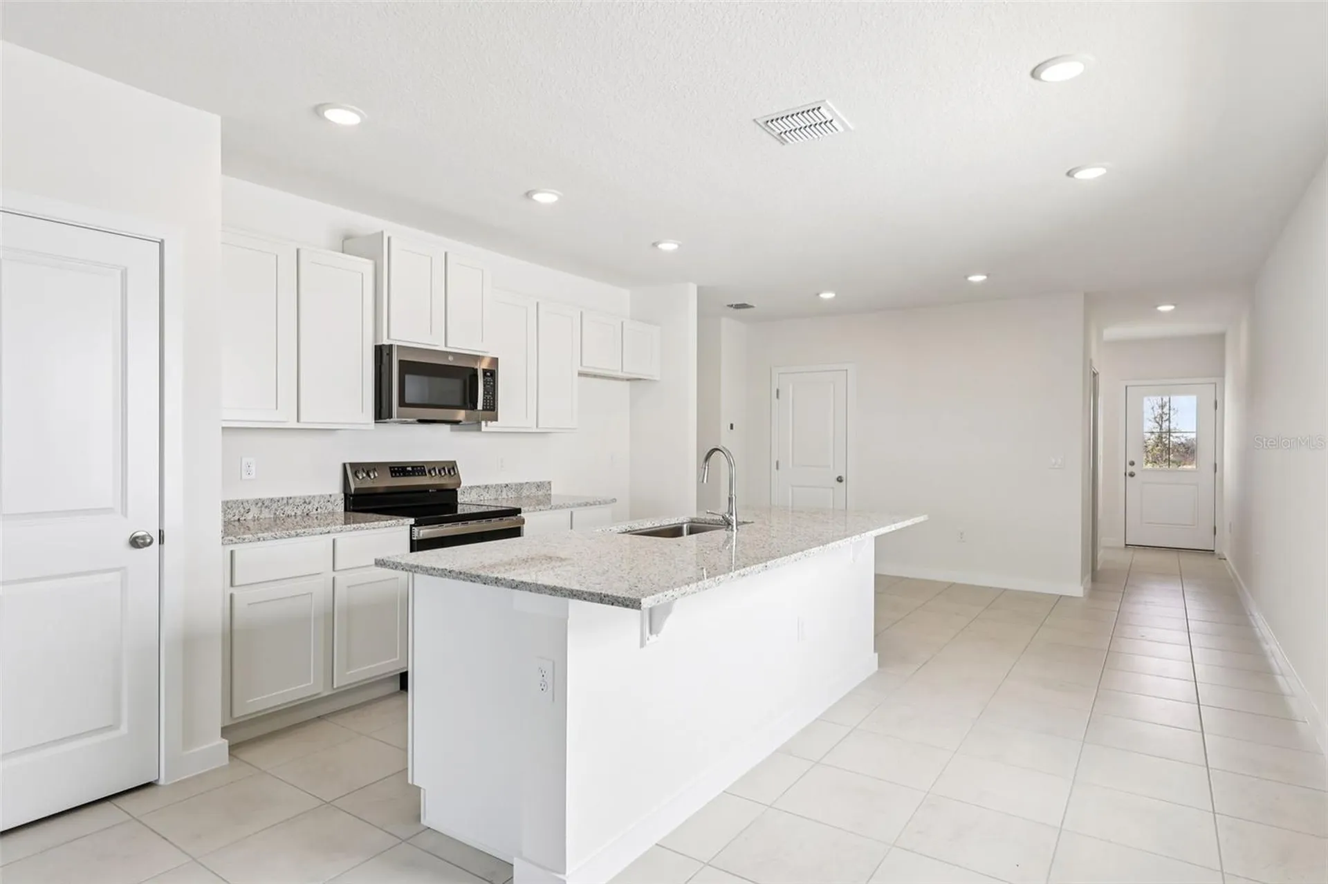 1937 Diamond Head Circle Haines City FL 33844