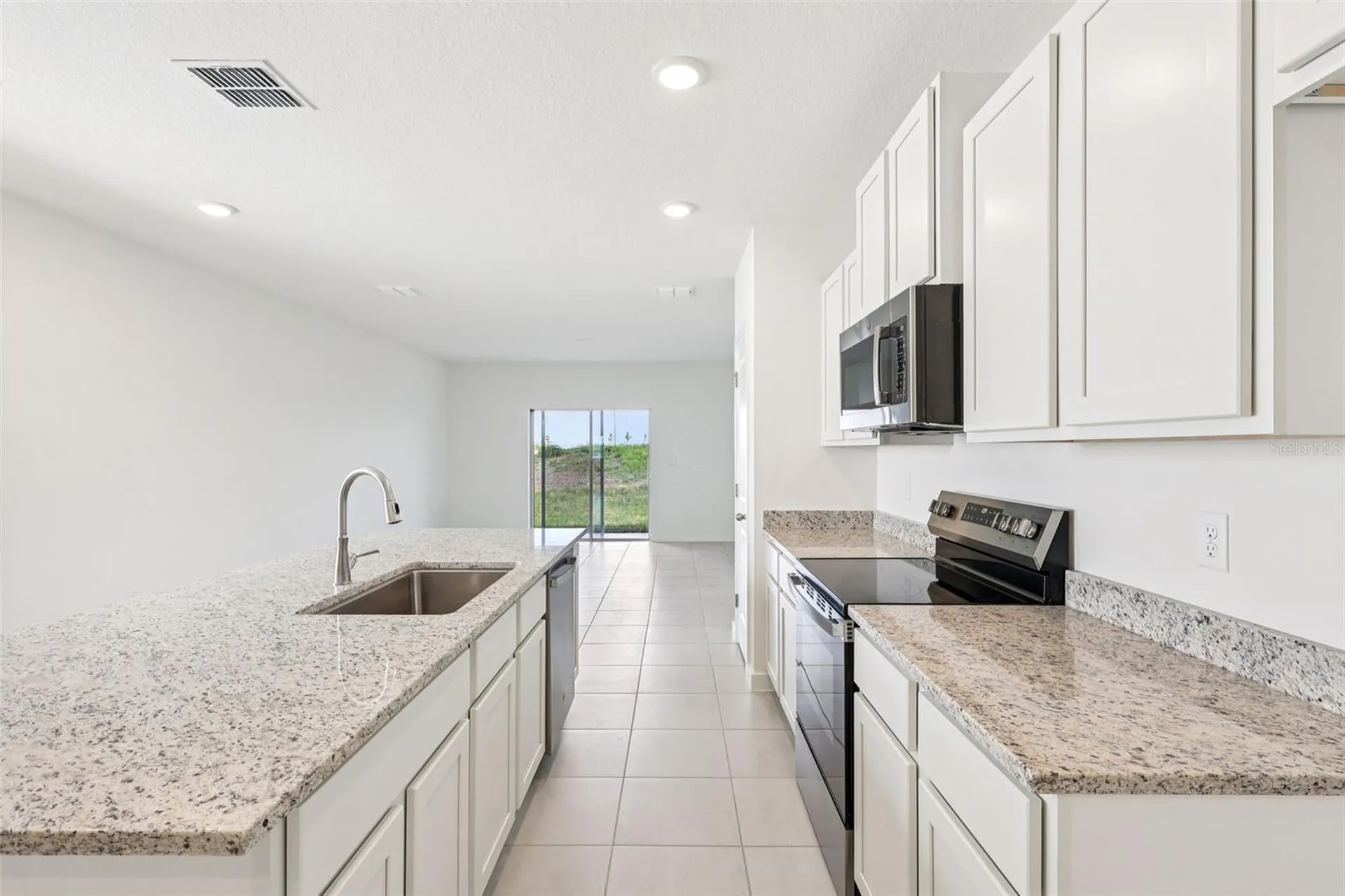 1937 Diamond Head Circle Haines City FL 33844