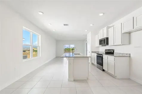 1937 Diamond Head Circle Haines City FL 33844