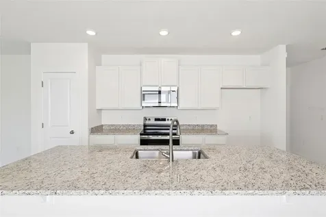 1937 Diamond Head Circle Haines City FL 33844