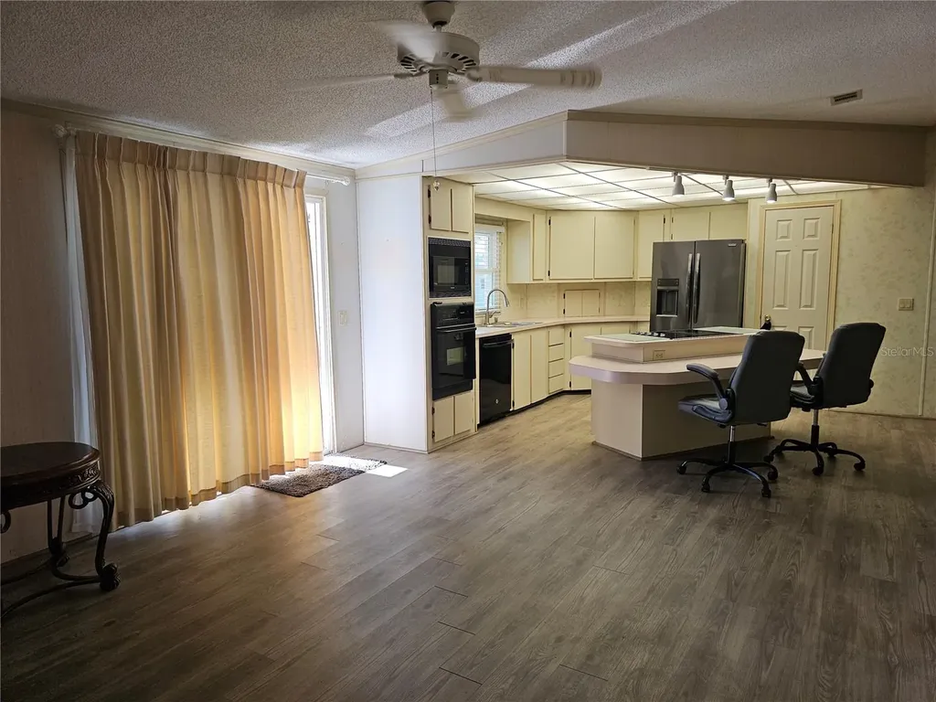 101 Dolphin Drive N Oldsmar FL 34677
