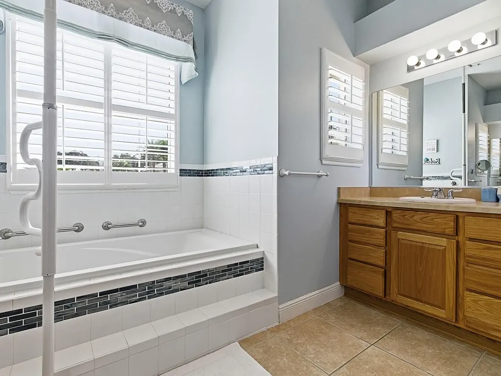 17627 SE 88th Covington Circle The Villages FL 32162