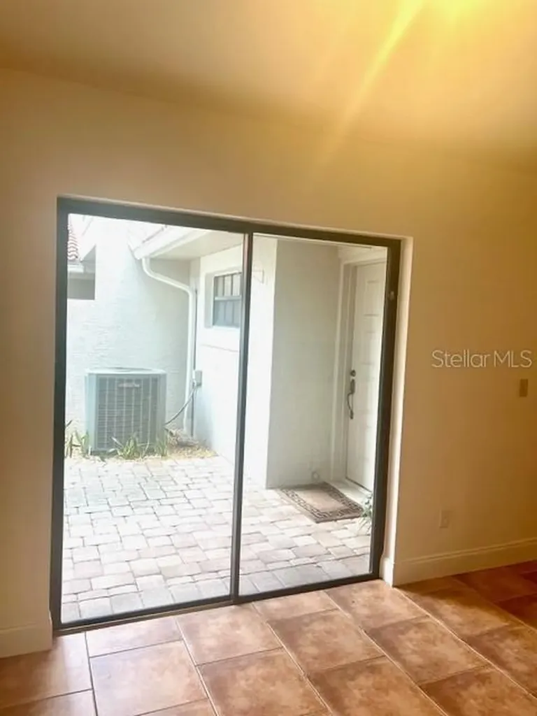8214 Ambrose Cove Way Orlando FL 32819