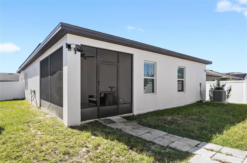801 Orchid Grove Boulevard Davenport FL 33837