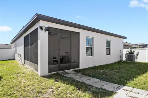 801 Orchid Grove Boulevard Davenport FL 33837