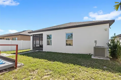 801 Orchid Grove Boulevard Davenport FL 33837